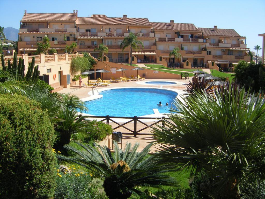 Apartamento Alta Loma With Bbq, Sea Views, Pool, Wifi Sleeps 6 Fuengirola Kültér fotó